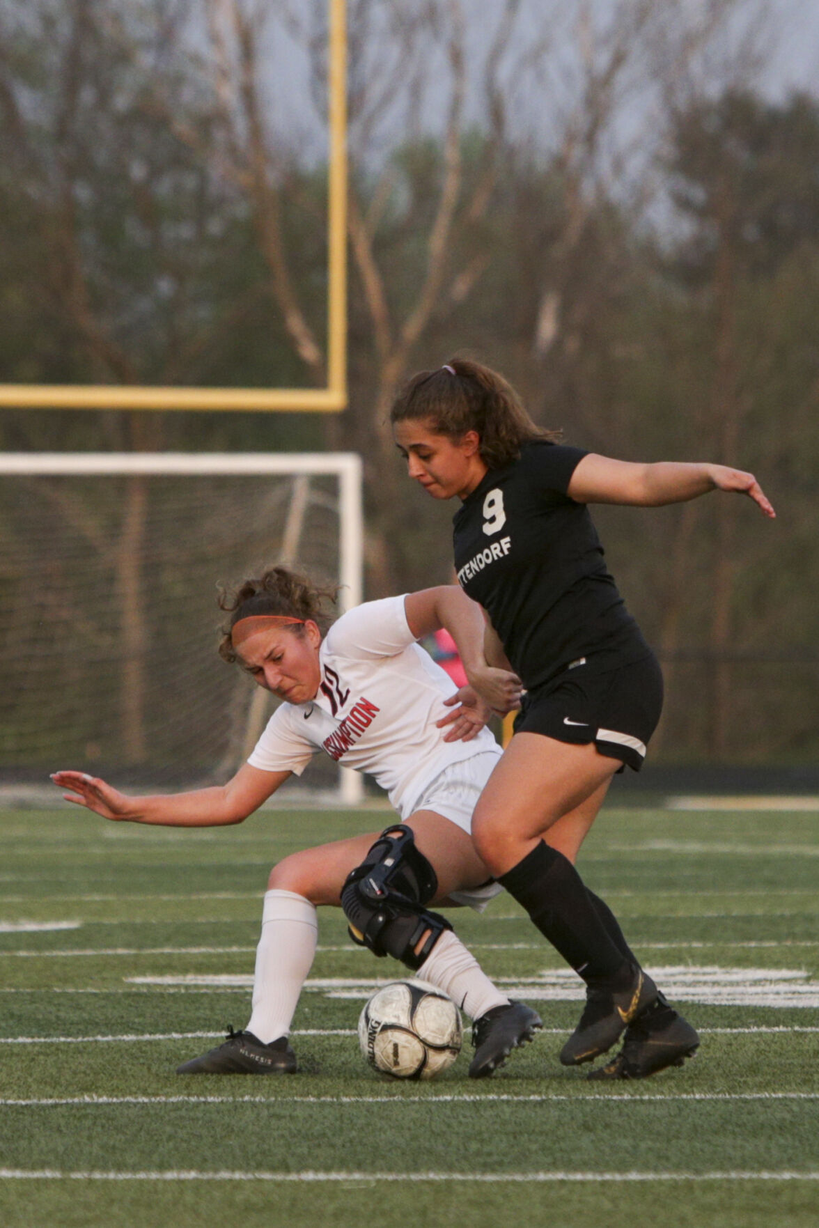 051022-qc-spt-assum-bed-soccer-13.jpg